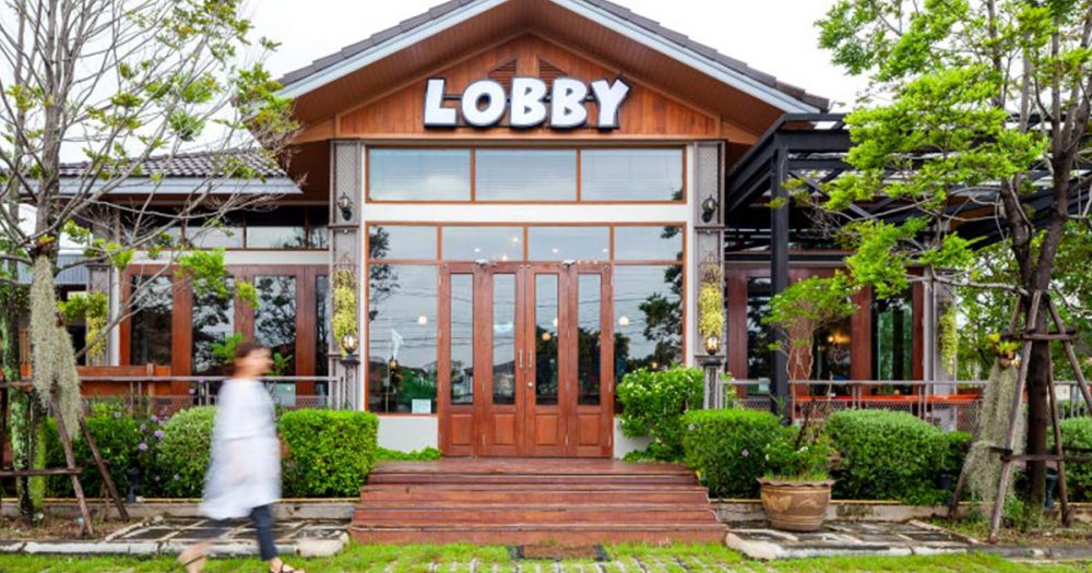 THE LOBBY คาเฟ่สไตล์โมเดิร์นลอฟท์ที่มาพร้อมหลังคาสวยโดดเด่น Celica Curve หลังคาเซรามิก THE LOBBY Banchang Café & Restaurant คาเฟ่ระยอง